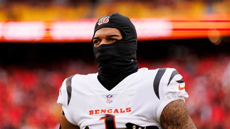 availability pronunciation|Ja'Marr Chase situation with Bengals 'day.